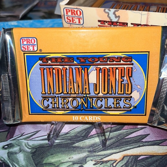 6x MOVIE CARD PACKS - 3x Indiana Jones Chronicles and 3x Free Willy 2 Card Packs - Picture 3 of 5